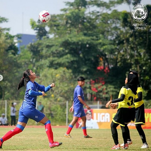 Arema FC putri melibas Suryanaga Palembang 26 gol tanpa balas. Foto: Instagram @officialaremafc