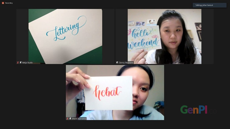 House of Sampoerna menggelar workshop hand lettering secara daring. Foto: GenPI/Drlya Octovie House of Sampoerna menggelar workshop hand lettering secara daring. Foto: GenPI/Drlya Octovie