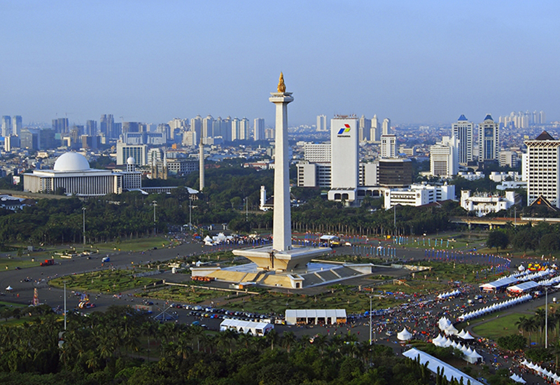 Kawasan Monas Jakarta (Sumber: Pesona.travel) Kawasan Monas Jakarta (Sumber: Pesona.travel)