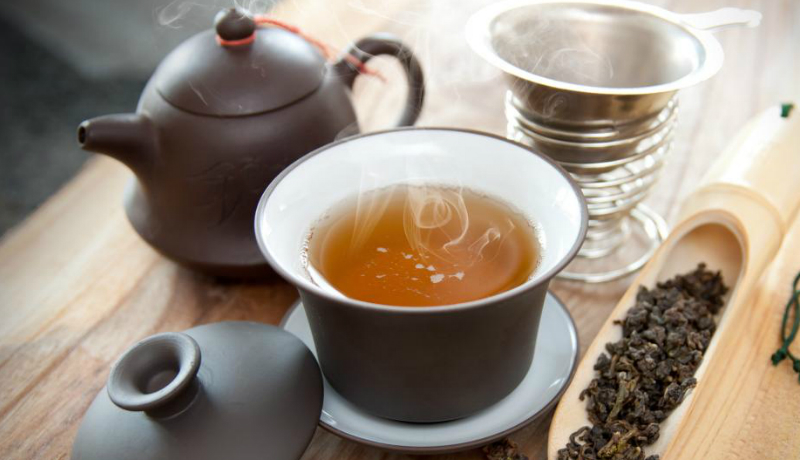Hentikan kebiasaan minum teh manis saat sahur sekarang juga (Foto : Medical News Today) Hentikan kebiasaan minum teh manis saat sahur sekarang juga (Foto : Medical News Today)