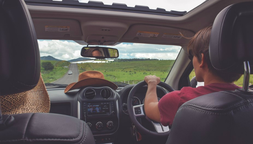 Tiket ludes saat mau mudik? Numpang di mobil orang lain bisa lho dengan aplikasi ini (Foto : Ilustrasi Nebeng/Istimewa) Tiket ludes saat mau mudik? Numpang di mobil orang lain bisa lho dengan aplikasi ini (Foto : Ilustrasi Nebeng/Istimewa)