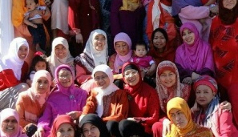 Ilustrasi Arisan Emak-Emak (Foto : Istimewa) Ilustrasi Arisan Emak-Emak (Foto : Istimewa)