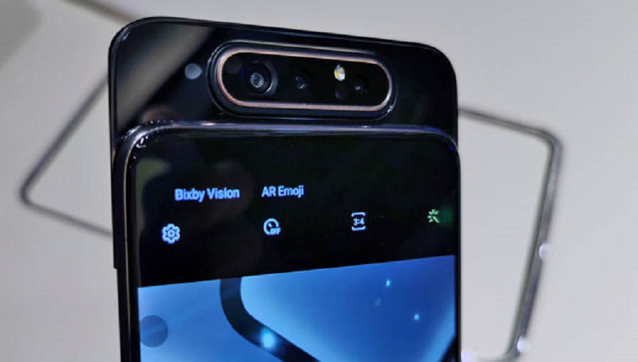 Samsung galaxy A80 dilengkapi dengan fitur baru rotating camera. (Foto: Pinoy Techno Guide) Samsung galaxy A80 dilengkapi dengan fitur baru rotating camera. (Foto: Pinoy Techno Guide)